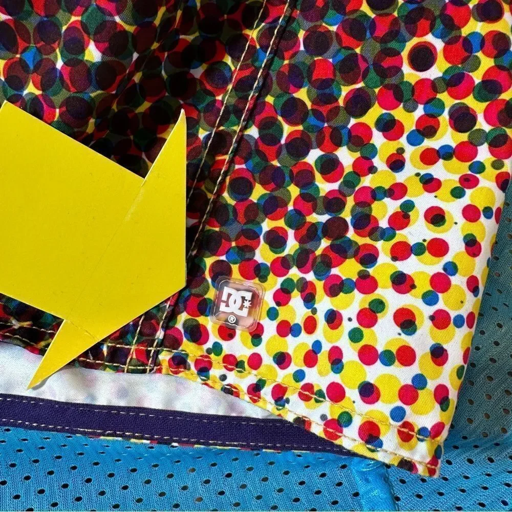 DC® SKATEBOARD CO. | HALFTONE DOTS—SURF TRUNKS | Mens 32